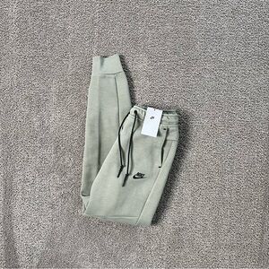 Nike Green Sweatpants